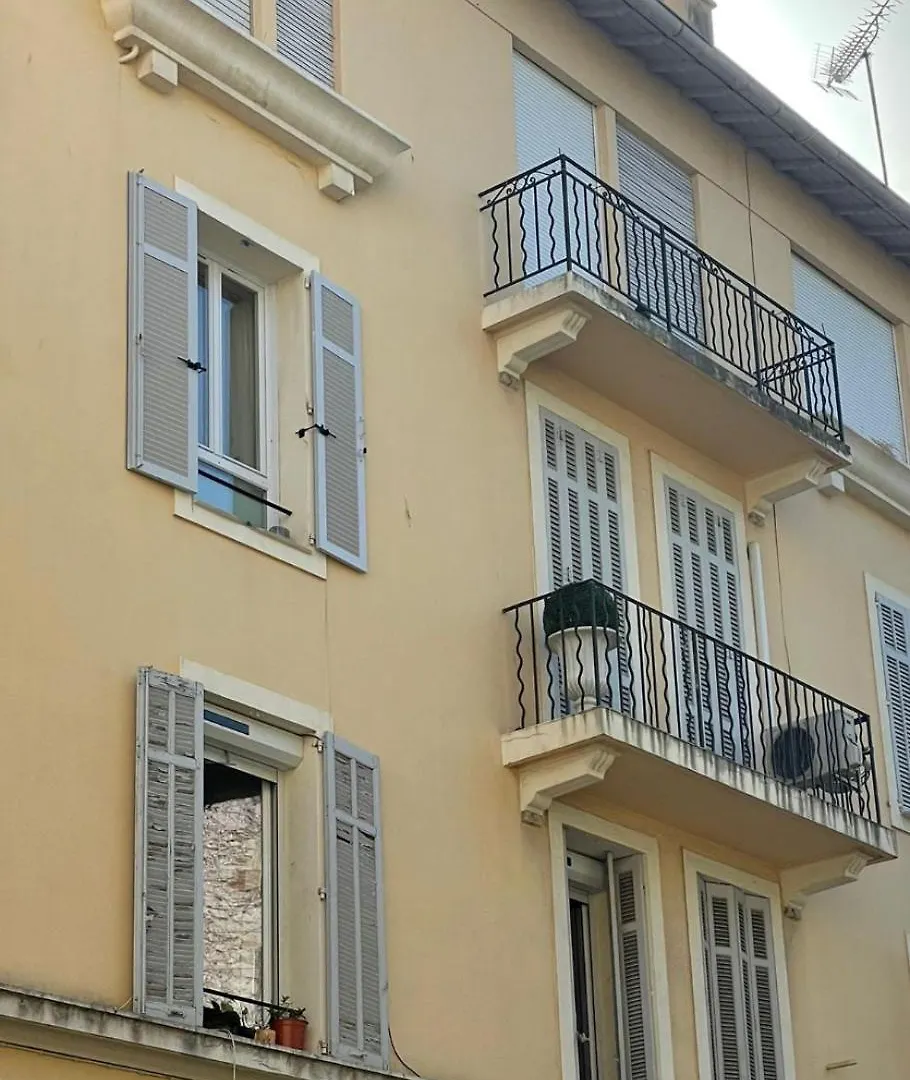 2Br Boutique-Apartment In Cannes, Strand- Und Zentrumsnah 10-15 Minuten Apartman